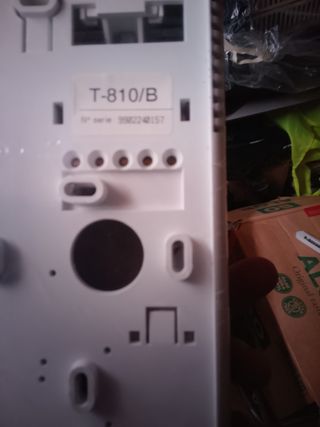 Telefonillos portero beige y blanco