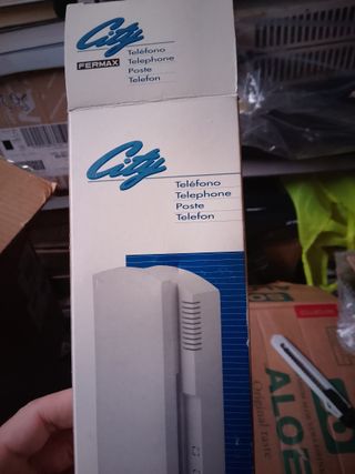 Telefonillos portero beige y blanco