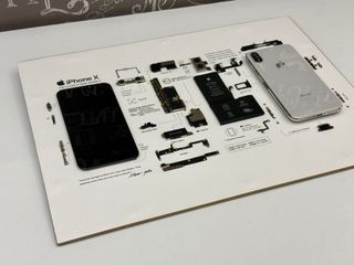 Marco Despiece iPhone X Apple