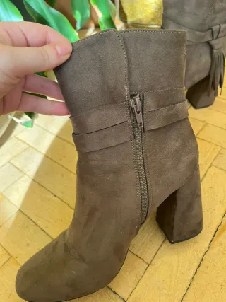 Botas de ante Corina marrones