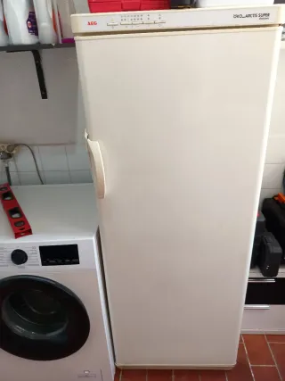 Congelador Vertical AEG OKO-ARCTIS SUPER
