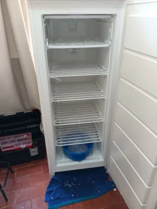 Congelador Vertical AEG OKO-ARCTIS SUPER