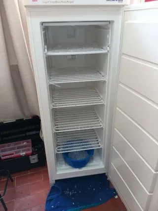 Congelador Vertical AEG OKO-ARCTIS SUPER