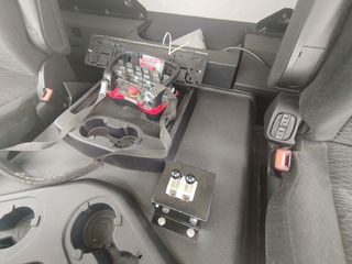 Mercedes ANTOS 18 32-CAMIONES GANCHO CON GRUA