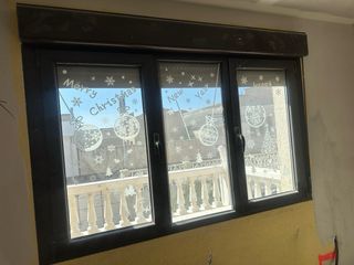 Puerta y ventanas conjunto