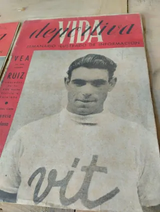 2 Revistas Deportivas Vida 1945