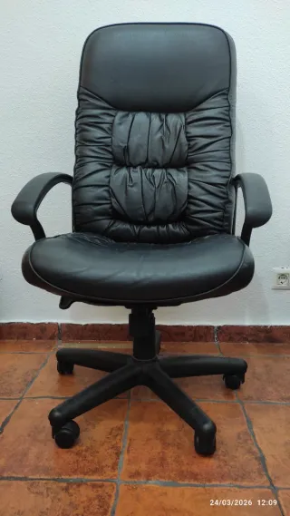 Silla de Oficina Negra