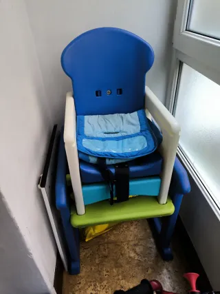 Trona de bebé azul y verde