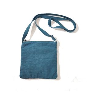 Kipling/ Bandolera plana azulina