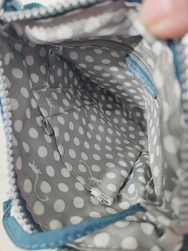 Kipling/ Bandolera plana azulina