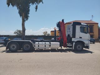 Mercedes AROCS 25 51-CAMIONES GANCHO CON GRUA