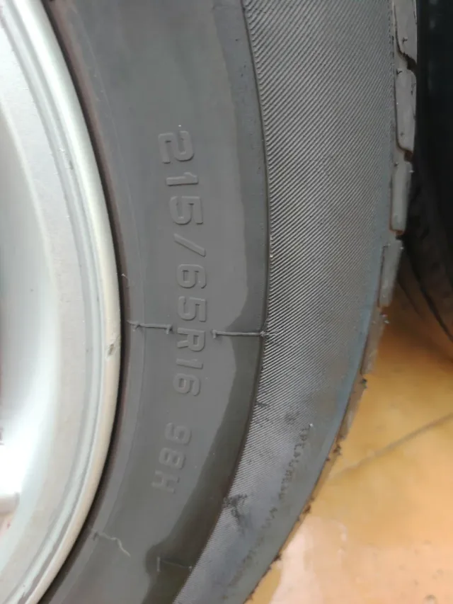 Rueda completa Kia Sportage llanta 16