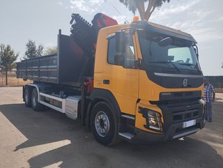 Volvo FM 420-CAMIONES GANCHO CON GRUA