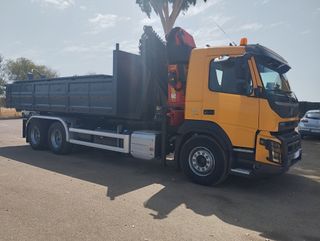 Volvo FM 420-CAMIONES GANCHO CON GRUA