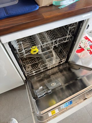 Lavavajillas Zanussi