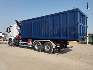 Mercedes AROCS 25 51-CAMIONES GANCHO CON GRUA