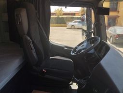 Mercedes AROCS 25 51-CAMIONES GANCHO CON GRUA