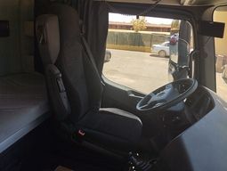 Mercedes AROCS 25 51-CAMIONES GANCHO CON GRUA