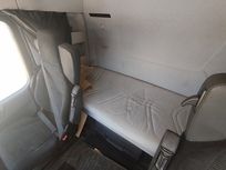 Mercedes AROCS 25 51-CAMIONES GANCHO CON GRUA