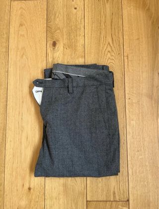 Pantaloni Zara 100% Lana EUR 40
