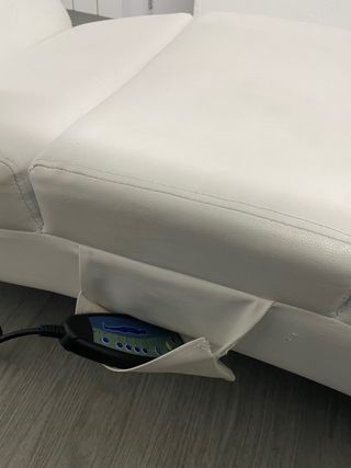 Tumbona masaje polipiel blanca URGE VENDER