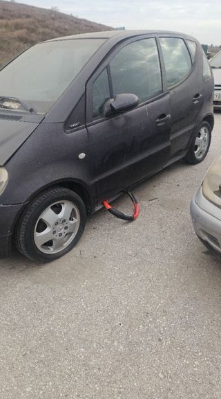 Despiece MERCEDES-BENZ CLASE Color METEORGRAU -