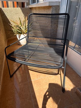 Silla de jardín negra