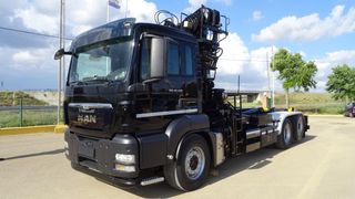 MAN TGS 26 440-CAMIONES GANCHO CON GRUA