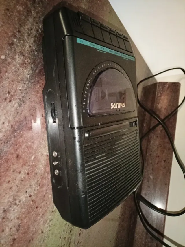 Grabadora Casete Philips Negra