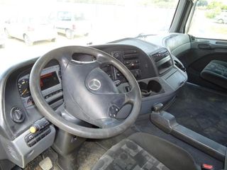 Mercedes ACTROS 2544-CAMIONES GRUA CON GANCHO