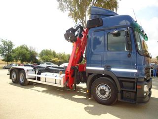 Mercedes ACTROS 2544-CAMIONES GRUA CON GANCHO