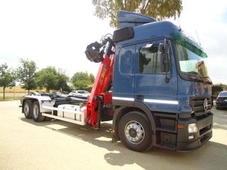 Mercedes ACTROS 2544-CAMIONES GRUA CON GANCHO
