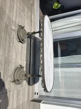 Mesa de centro ovalada mármol y metal