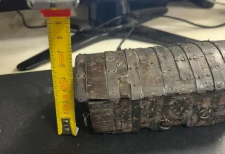 Piccolo scrigno in legno