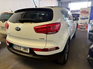 KIA Sportage 2016. etiqueta C. techo + navi