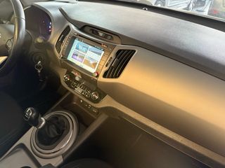 KIA Sportage 2016. etiqueta C. techo + navi