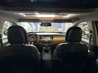 KIA Sportage 2016. etiqueta C. techo + navi