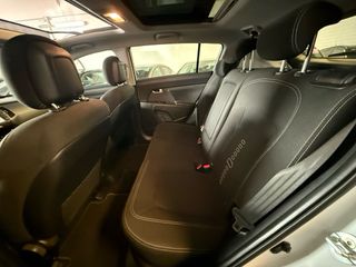 KIA Sportage 2016. etiqueta C. techo + navi