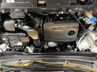 KIA Sportage 2016. etiqueta C. techo + navi