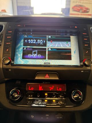 KIA Sportage 2016. etiqueta C. techo + navi