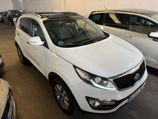 KIA Sportage 2016. etiqueta C. techo + navi