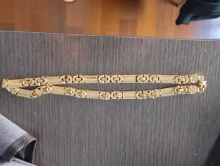 Cadena de oro estilo golfi