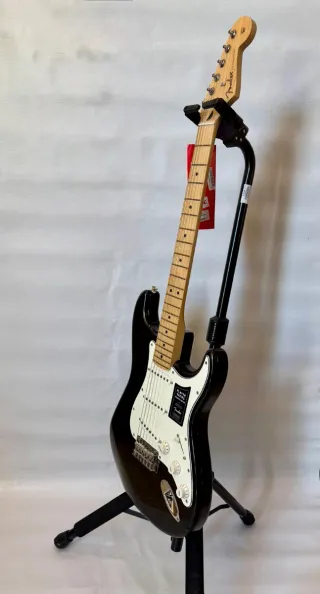 Fender Player Stratocaster MN Negra