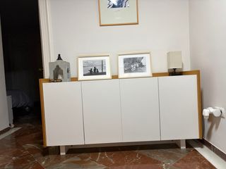 Aparador moderno blanco y madera