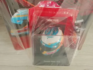 Caschi Ferrari Fernando Alonso Libro + Mini Casco