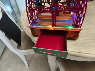 Noria artesanal con luces LED