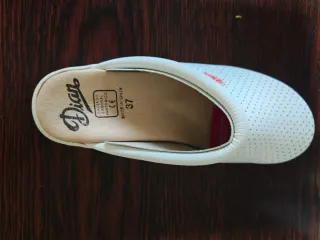 Zuecos Dian Talla 37 Blancos