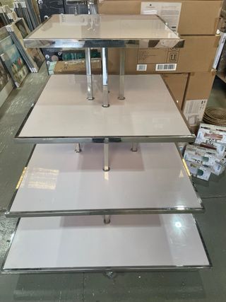 Estantería de exposición cromada Negociable