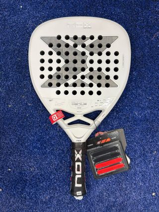 Pala Padel Nox AT10 12K Attack
