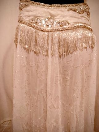 Traje Danza Oriental Blanco y Dorado